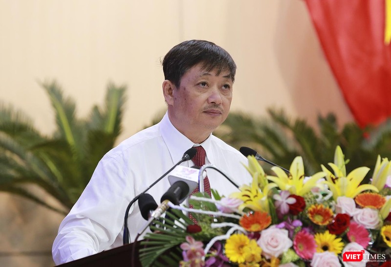 Ông Đặng Việt Dũng - Phó Chủ tịch UBND TP Đà Nẵng cho biết UBND TP sẽ đôn đốc chủ đầu tư hoàn thành việc cấp giấy chứng nhận cho người dân Ông Đặng Việt Dũng - Phó Chủ tịch UBND TP Đà Nẵng cho biết UBND TP sẽ đôn đốc chủ đầu tư hoàn thành việc cấp giấy chứng nhận cho người dân