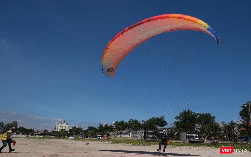 Một pha tiếp đất thành công