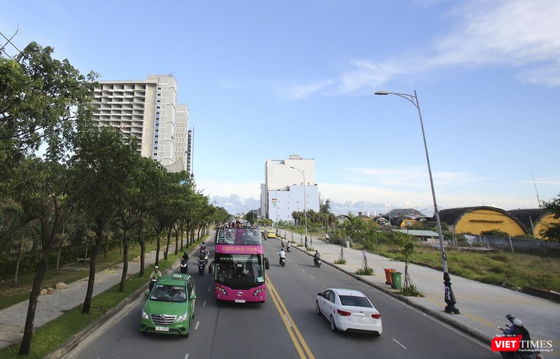 Tuyến đường ven biển Đà Nẵng, đoạn đi qua Sân bay Nước Mặn Tuyến đường ven biển Đà Nẵng, đoạn đi qua Sân bay Nước Mặn
