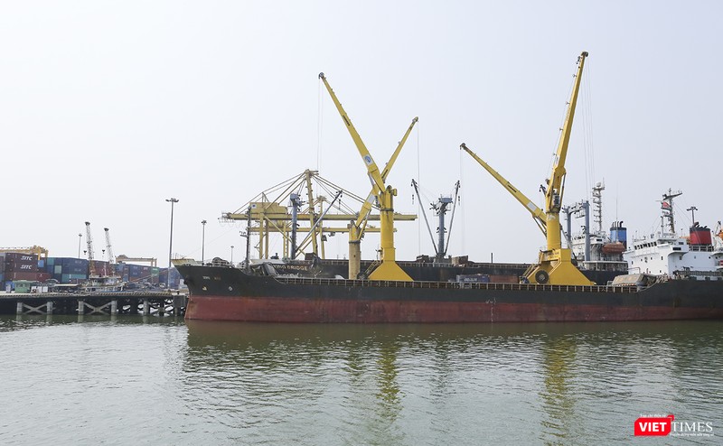 Cảng Tiên Sa, Đà Nẵng, một trong những đầu mối cảng biển tại miền Trung Cảng Tiên Sa, Đà Nẵng, một trong những đầu mối cảng biển tại miền Trung