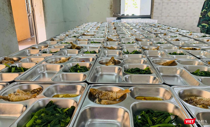 Có cá và rau trong từng khẩu phần ăn