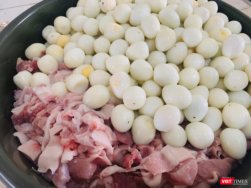 Thực đơn hàng ngày có thịt trứng