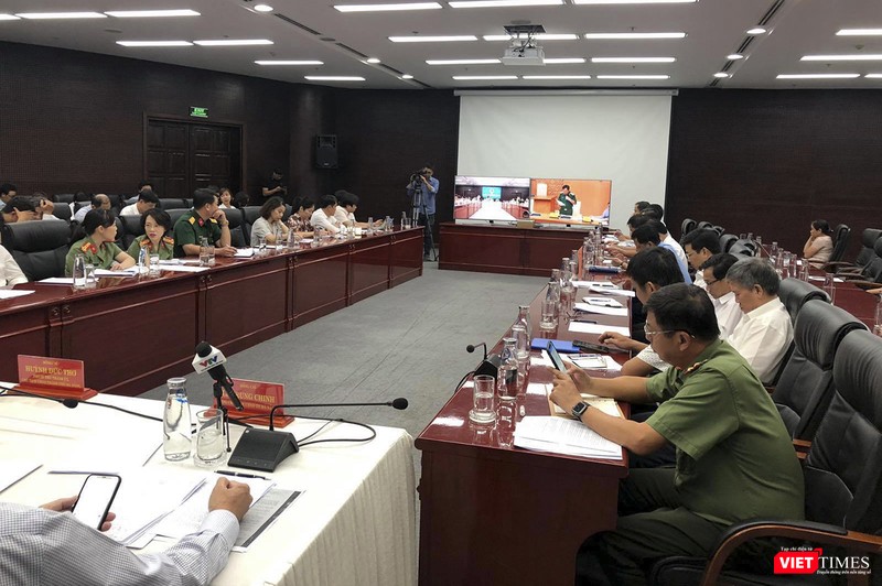 Cuộc họp trực tuyến Ban Chỉ đạo Quốc gia phòng, chống dịch COVID-19 do Thủ tướng Chính phủ Nguyễn Xuân Phúc chủ trì