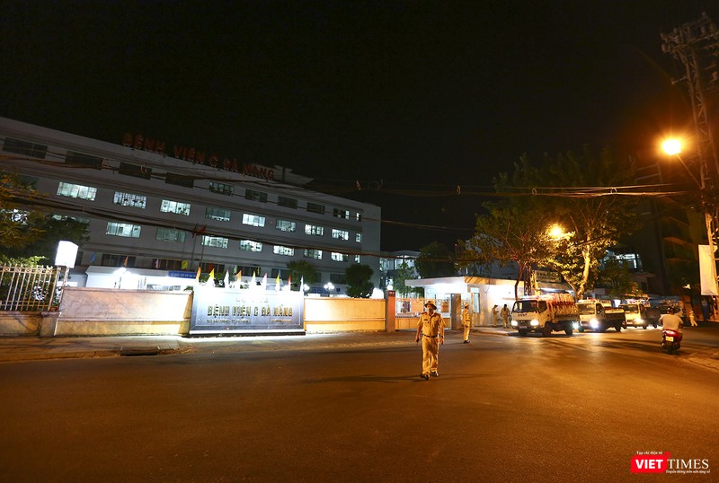 An ninh tại khu vực trước cổng Bệnh viện C được thắt chặt