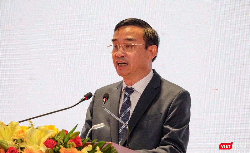 Ông Lê Trung Chinh - Chủ tịch UBND TP Đà Nẵng phát biểu tại sự kiện Ông Lê Trung Chinh - Chủ tịch UBND TP Đà Nẵng phát biểu tại sự kiện