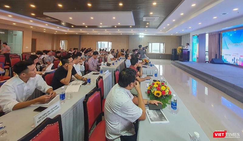Ông Tô Văn Hùng - Giám đốc Sở TN&MT TP Đà Nẵng phát biểu tại sự kiện Ông Tô Văn Hùng - Giám đốc Sở TN&MT TP Đà Nẵng phát biểu tại sự kiện