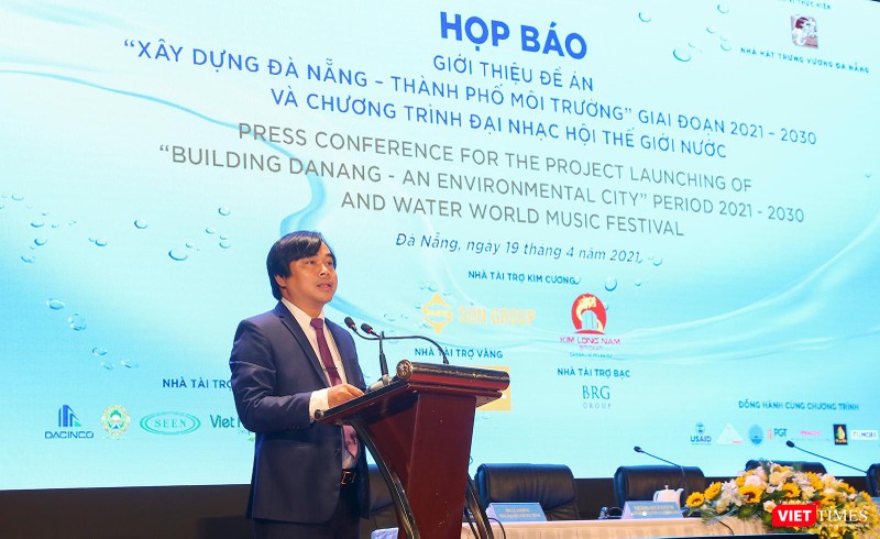 TS.KTS Tô Văn Hùng - Giám đốc Sở TN&MT TP Đà Nẵng phát biểu tại họp báo TS.KTS Tô Văn Hùng - Giám đốc Sở TN&MT TP Đà Nẵng phát biểu tại họp báo
