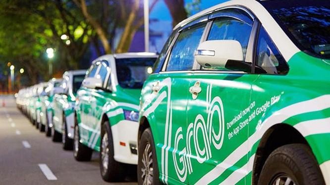 Taxi công nghệ GrabCar (ảnh Xuân Lan)