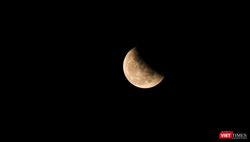 Sự kiện Nguyệt thực dần kết thúc