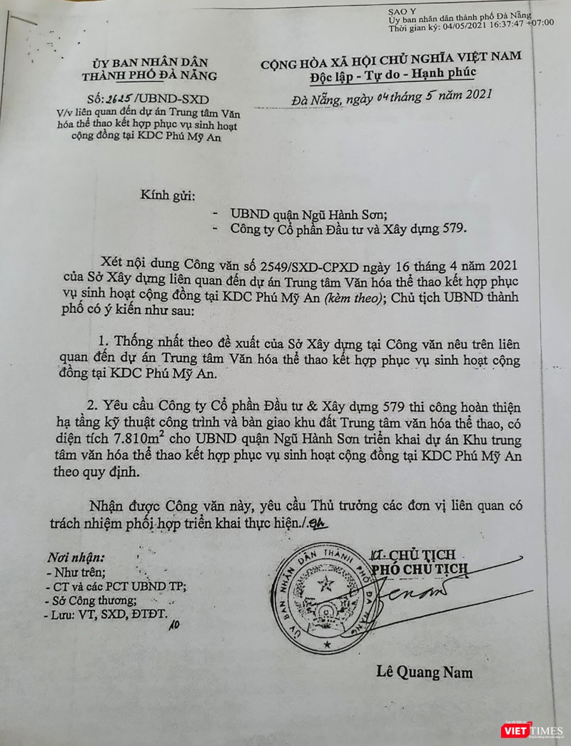 Văn bản của UBND TP Đà Nẵng do ông Lê Quang Nam - Phó Chủ tịch UBND TP Đà Nẵng ký, yêu cầu Công ty 579 giao đất nhưng đến nay doanh nghiệp vẫn chưa bàn giao. Văn bản của UBND TP Đà Nẵng do ông Lê Quang Nam - Phó Chủ tịch UBND TP Đà Nẵng ký, yêu cầu Công ty 579 giao đất nhưng đến nay doanh nghiệp vẫn chưa bàn giao.