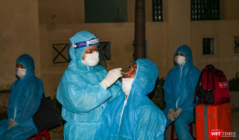 Lấy mẫu xét nghiệm Lấy mẫu xét nghiệm