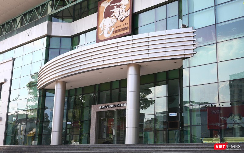 Nhà hát Trưng Vương trầm mặc