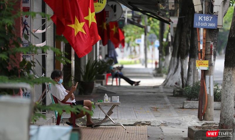Người dân Đà Nẵng trực chốt phòng dịch, bảo vệ vùng xanh