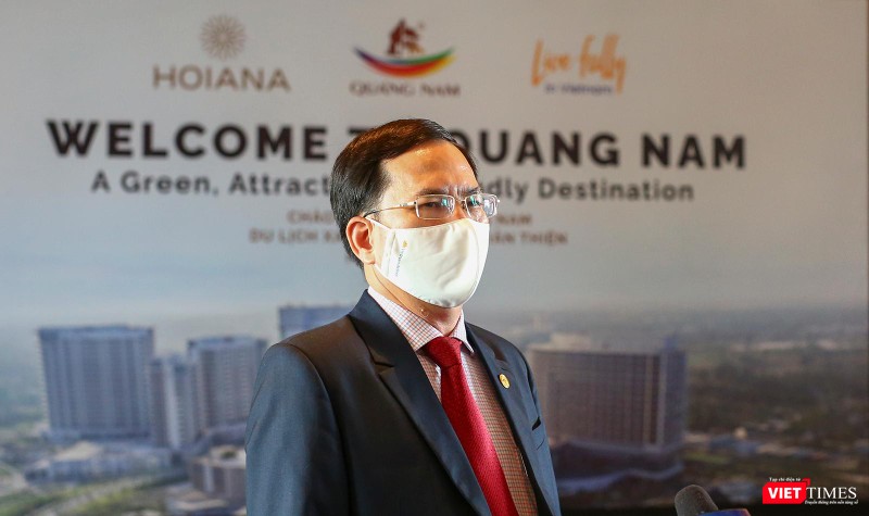 Ông Nguyễn Thanh Hồng - Giám đốc Sở Văn hóa - Thể thao và Du lịch (VH-TT&amp;DL) tỉnh Quảng Nam trả lời phỏng vấn báo giới