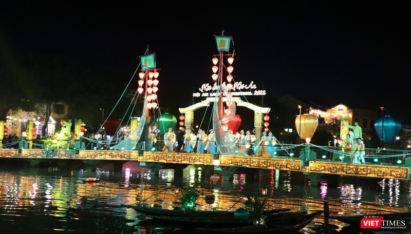 Câu An Hội (Hội An) trong đêm &quot;Hội đèn lồng Hội An&quot;