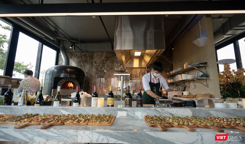 Nhà hàng 5 sao phong cách châu Âu Regal Bistro