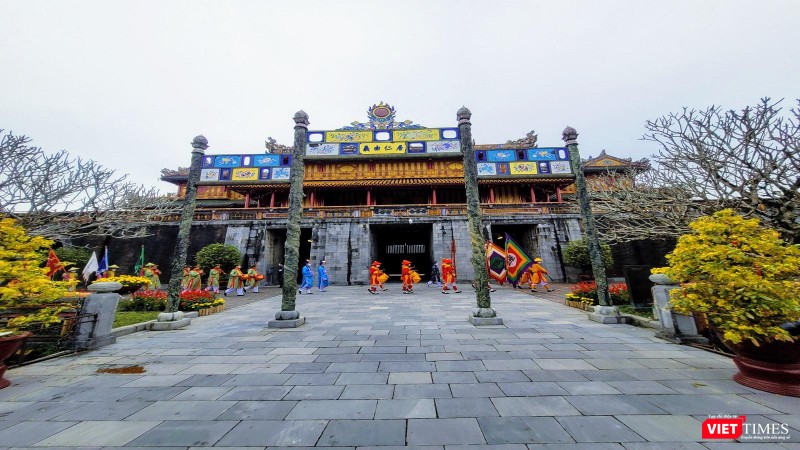 Quang cảnh lễ hạ Cây nêu ở Triệu Miếu