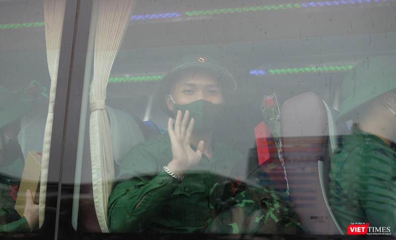 Chúng con lên đường làm nghĩa vụ với Tổ quốc