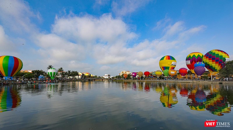 Toàn cảnh sự kiện Ngày khinh khí cầu được tổ chức tại phố cổ Hội An