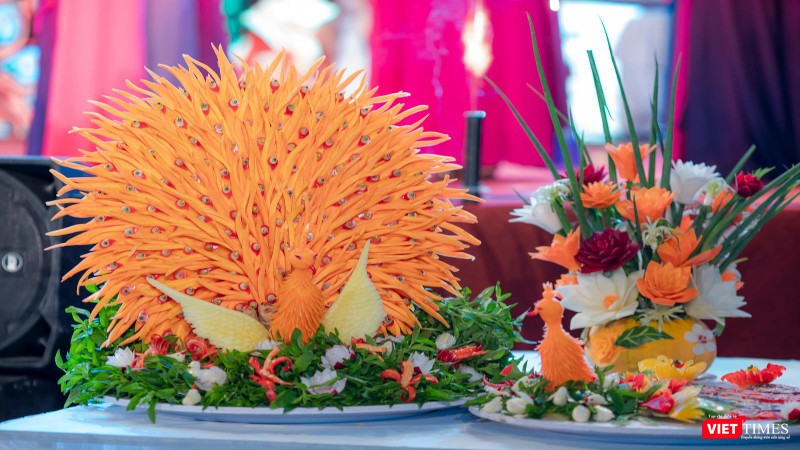 Cận cảnh món &quot;nem công&quot;