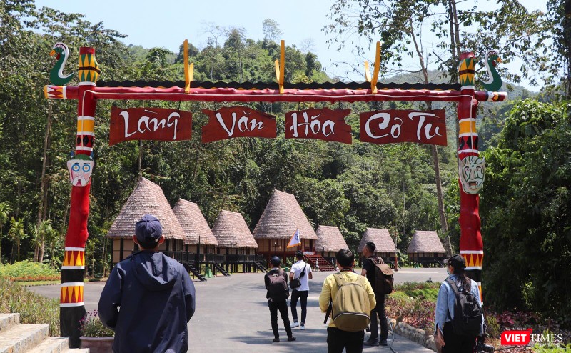 Làng văn hoá Cơ Tu, nơi được chủ đầu tư xây dựng nhằm bảo tồn và quảng bá bản sắc văn hoá độc đáo của người Cơ Tu.