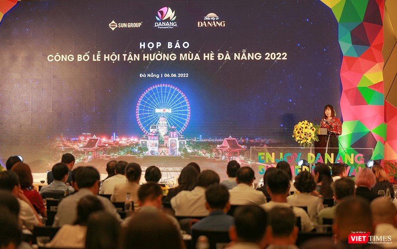 Bà Trương Thị Hồng Hạnh - Giám đốc Sở Du lịch TP Đà Nẵng công bố chuỗi chương trình “Lễ hội tận hưởng mùa hè Đà Nẵng - Enjoy Danang Summer Festival 2022” Bà Trương Thị Hồng Hạnh - Giám đốc Sở Du lịch TP Đà Nẵng công bố chuỗi chương trình “Lễ hội tận hưởng mùa hè Đà Nẵng - Enjoy Danang Summer Festival 2022”