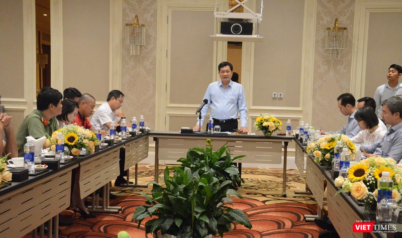 Ông Trần Phước Sơn - Phó Chủ tịch UBND TP Đà Nẵng - tại buổi làm việc với các thành viên Ban Tổ chức sự kiện Ông Trần Phước Sơn - Phó Chủ tịch UBND TP Đà Nẵng - tại buổi làm việc với các thành viên Ban Tổ chức sự kiện