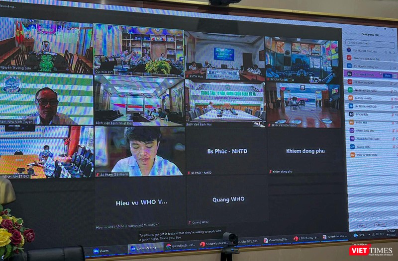 Các chuyên gia tham dự cuộc họp Tổ chuyên môn chăm sóc, điều trị ca bệnh COVID-19 tại các điểm cầu. (Ảnh Lê Hảo)