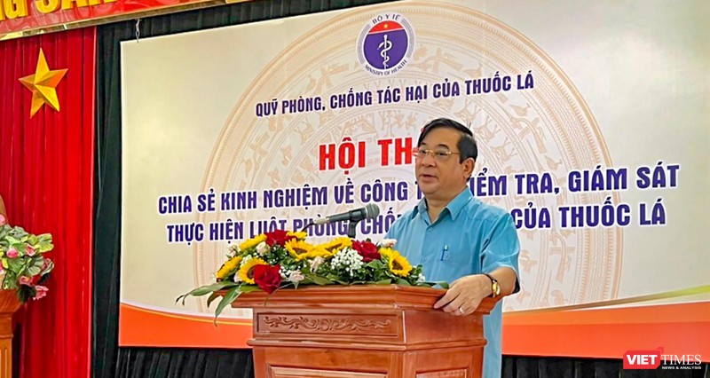 PGS.TS Lương Ngọc Khuê - Phó Chủ tịch Hội đồng Y khoa Quốc gia, Cục trưởng Cục Quản lý Khám chữa bệnh, Giám đốc Quỹ PCTH thuốc lá phát biểu tại hội thảo