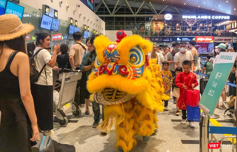 Rước đèn ông sao và đèn truyền thống của Hàn Quốc