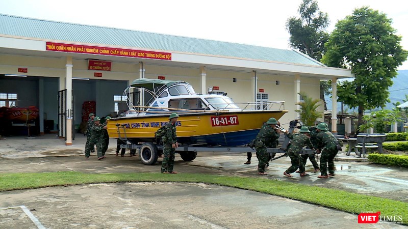 Các phương tiện, thiết bị đã được Quân khu 5 sẵn sàng để ứng phó với bão Noru