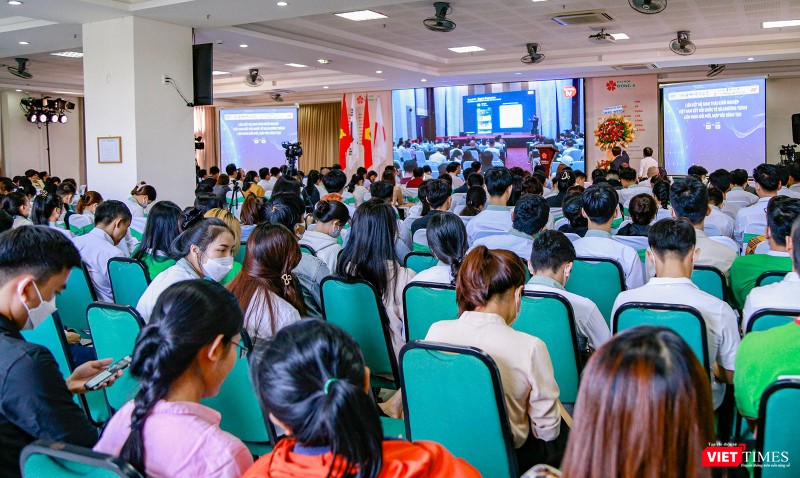 Quang cảnh sự kiện