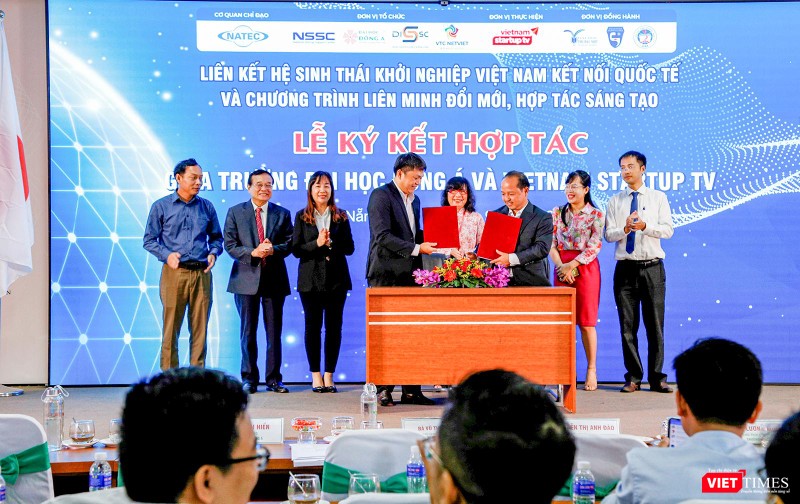 Lễ ký kết hợp tác phát triển hệ sinh thái khởi nghiệp trong môi trường sinh viên giữa Vietnam Startup TV và Đại học Đông Á