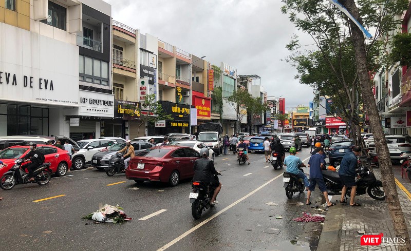 Đường Lê Duẩn (Đà Nẵng) trong sáng ngày 15/10