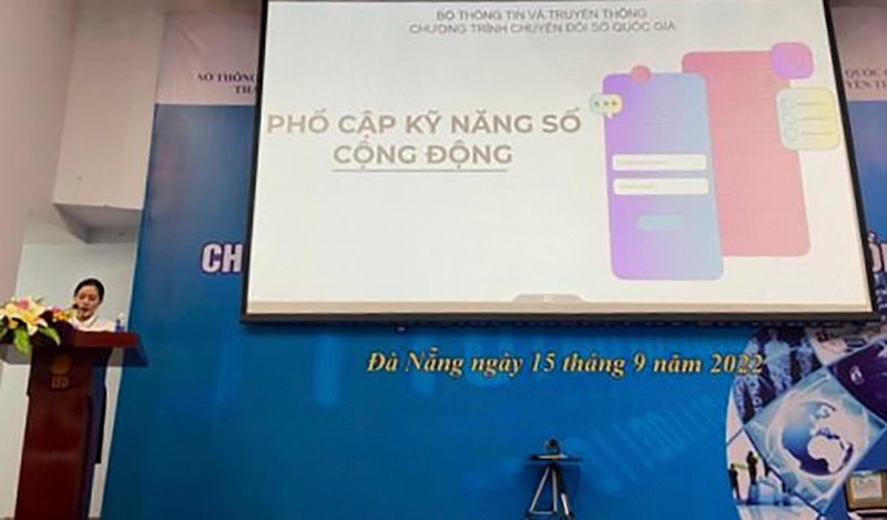 Sở TT&TT TP Đà Nẵng phối hợp với Cục Chuyển đổi số quốc gia và các doanh nghiệp công nghệ số tổ chức bồi dưỡng, tập huấn cho các Tổ công nghệ số cộng đồng Sở TT&TT TP Đà Nẵng phối hợp với Cục Chuyển đổi số quốc gia và các doanh nghiệp công nghệ số tổ chức bồi dưỡng, tập huấn cho các Tổ công nghệ số cộng đồng