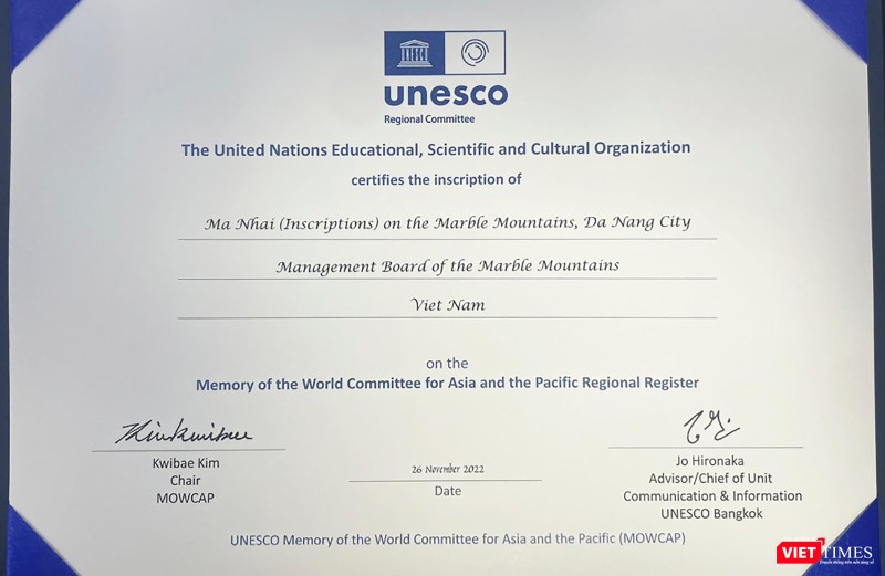 Chứng nhận công nhận "Ma nhai tại danh thắng Ngũ Hành Sơn" là Di sản tư liệu thuộc Chương trình Ký ức Thế giới khu vực châu Á - Thái Bình Dương Chứng nhận công nhận "Ma nhai tại danh thắng Ngũ Hành Sơn" là Di sản tư liệu thuộc Chương trình Ký ức Thế giới khu vực châu Á - Thái Bình Dương