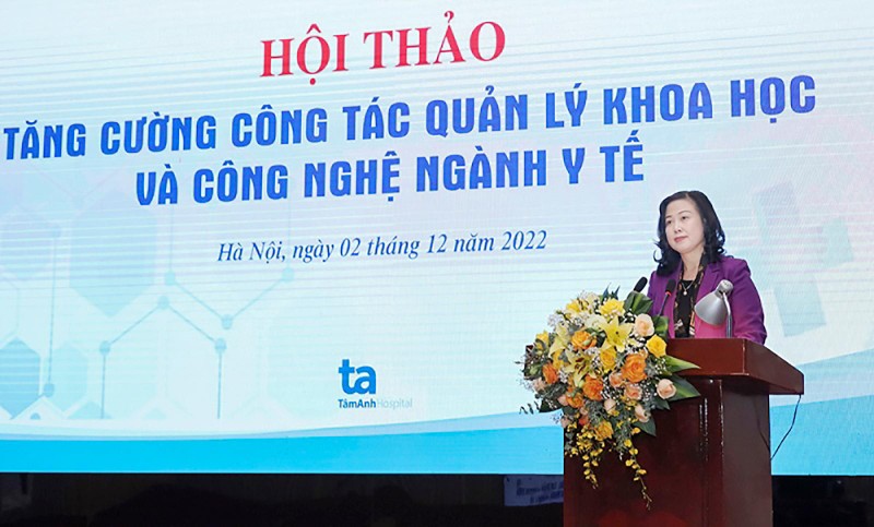 Bộ trưởng Bộ Y tế Đào Hồng Lan phát biểu tại hội thảo (ảnh https://moh.gov.vn/)