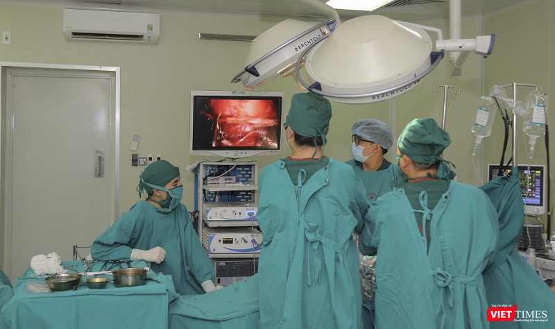 Quang cảnh ca phẫu thuật nội soi Quang cảnh ca phẫu thuật nội soi