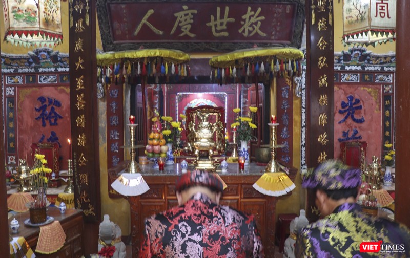 Một trong các nghi thức của Lễ hội Tết Nguyên tiêu Hội An