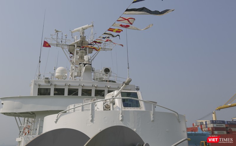 Pháo hạm trên tàu