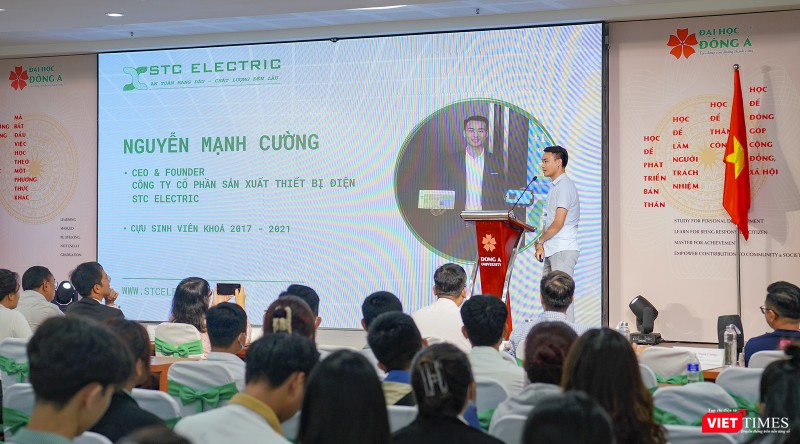 Cựu sinh viên ĐH Đông Á Nguyễn Mạnh Cường – Giám đốc Công ty STC chia sẻ kinh nghiệm khởi nghiệp Cựu sinh viên ĐH Đông Á Nguyễn Mạnh Cường – Giám đốc Công ty STC chia sẻ kinh nghiệm khởi nghiệp