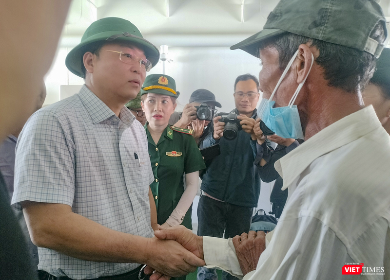 vt_ngu dan chim tau tro ve 2.png