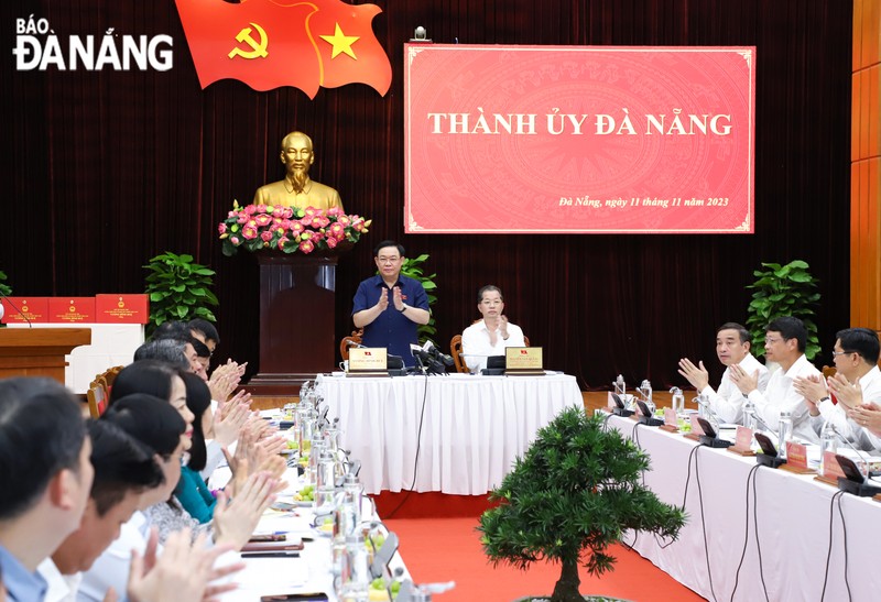 Quang cảnh buổi làm việc (Ảnh: NGỌC PHÚ) images1718024_HUE__DT.jpeg