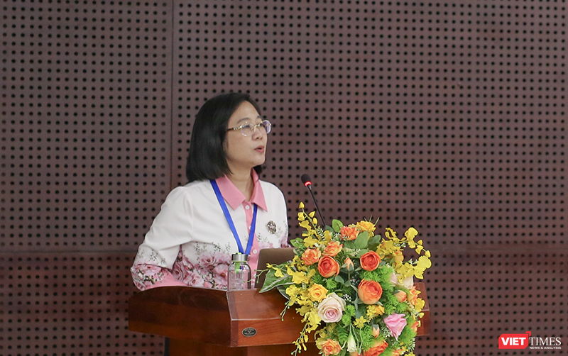 Bà Nguyễn Thu Phương, Phó Giám đốc Sở TT&TT TP Đà Nẵng phát biểu tại tập huấn vt_chuyen doi so bao chi 4.png