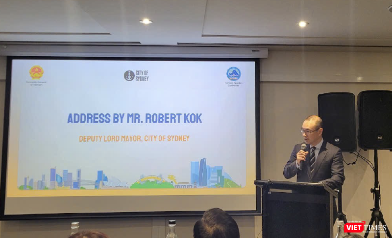 Ông Robert Kok, Phó Thị trưởng TP Sydney phát biểu tại hội thảo vt_thu hut dau tu 2.png