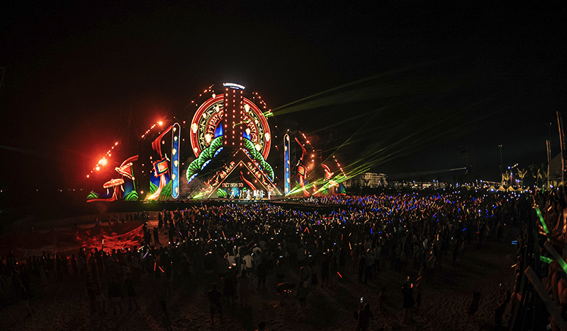 Legend Fest 2025 thu hút hơn 10.000 khán giả đến với biển Bảo Ninh ảnh 2.png