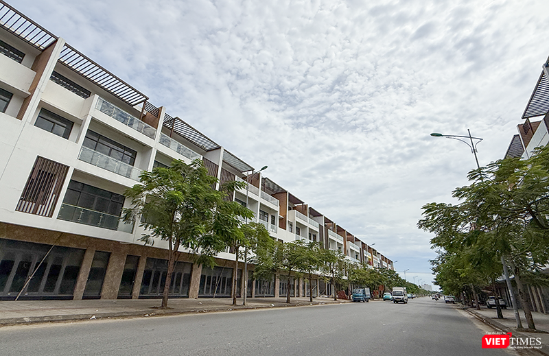 Cận cảnh khu shophouse ở Đà Nẵng vắng chủ nhà lẫn người thuê.