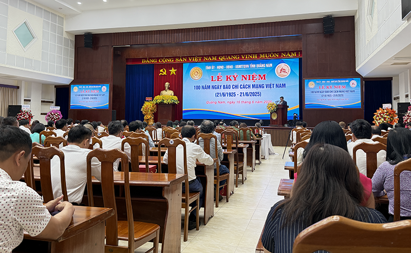 Chiều 16/6, Tỉnh ủy, HĐND, UBND, Ủy ban MTTQ Việt Nam tỉnh Quảng Nam đã tổ chức Lễ kỷ niệm 100 năm Ngày báo chí cách mạng Việt Nam (21/6/1925 - 21/6/2025). ky niem bao chi 2.png