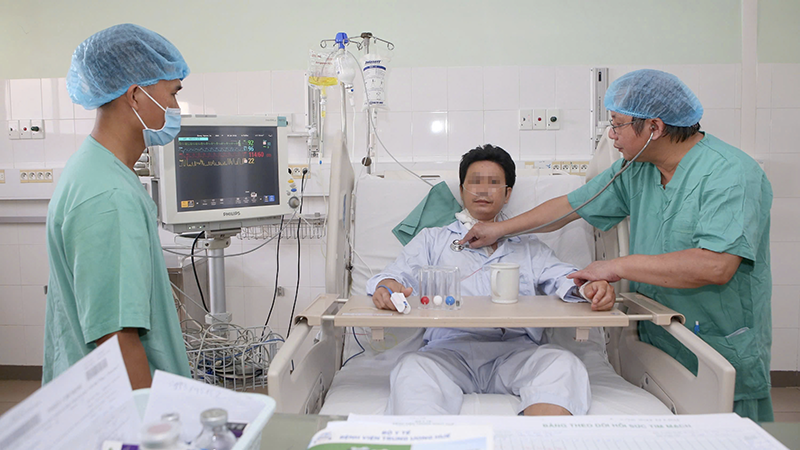 Bệnh nhân ghép tim dần hồi phục sau ca phẫu thuật ghep tang 2.png