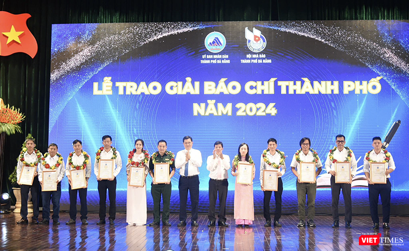 Loạt bài 5 kỳ về Giải pháp chống ngập cho TP Đà Nẵng của tác giả Hồ Xuân Mai, Phóng viên thường trú Tạp chí điện tử VietTimes đạt Giải Ba cho thể loại báo điện tử. vt_bao chi 1.png